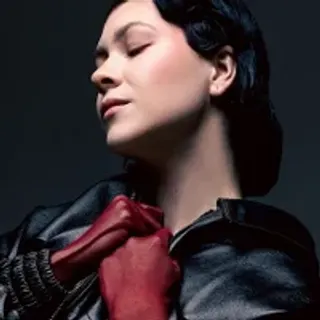 Profile photo of elara__