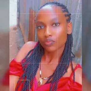 Profile photo of pearl_petite