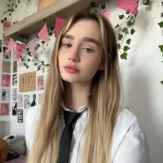 Profile photo of aliviawithlove