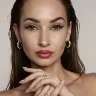 Profile photo of starry_siren