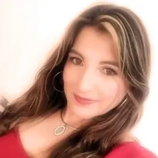 Profile photo of jolie-mature