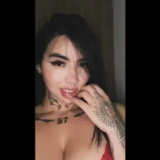 Profile photo of nickiiiii