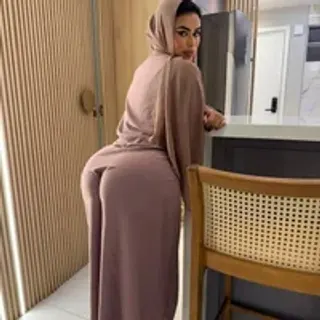 Profile photo of hot_liiina