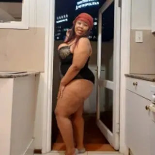 Profile photo of bustytumixx23