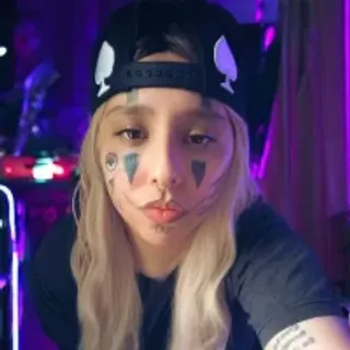 Profile photo of youngdaddysgirlpov