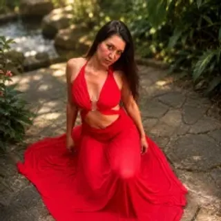 Profile photo of scaarlett_fox_