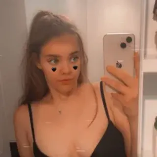Profile photo of charlottebaddiex