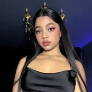 Profile photo of mia_steele_