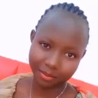Profile photo of lunabeyby