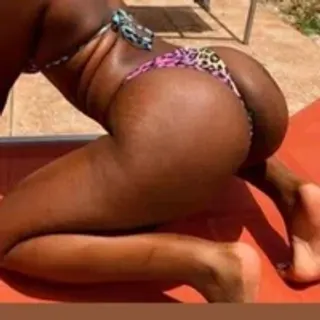 Profile photo of _muna_