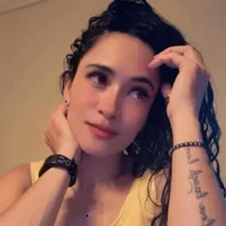 Profile photo of nathalya_moretti