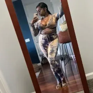 Profile photo of chloeejobee