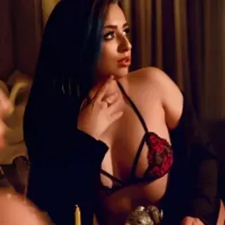Profile photo of alanamilani_