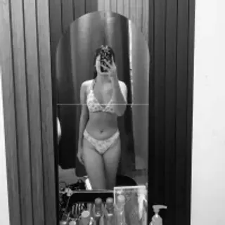 Profile photo of hot_pussyxx