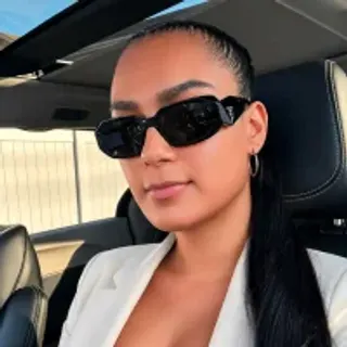 Profile photo of miabloom_