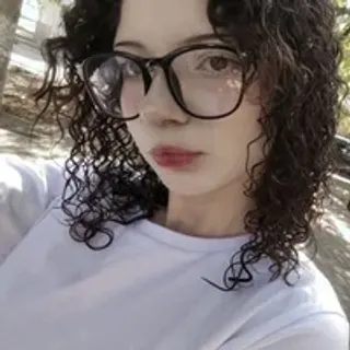Profile photo of cinnamoncurl