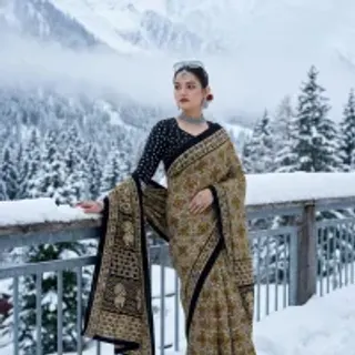 Profile photo of desi_beautiful