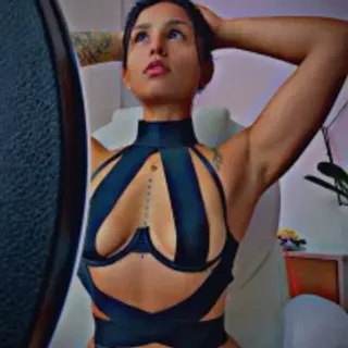 Profile photo of j_loren