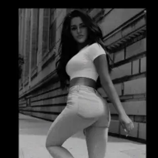 Profile photo of queenrafaella