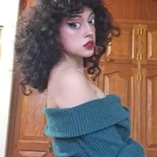 Profile photo of velvet_moon04