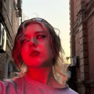 Profile photo of aueshasimon