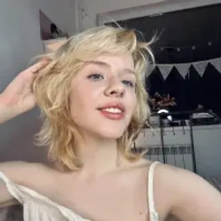 Profile photo of _cuteasfuck_
