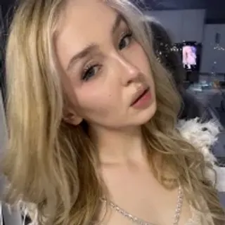Profile photo of real_aphrodite
