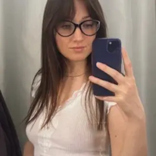 Profile photo of golden_crystall