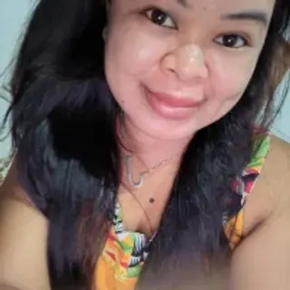 Profile photo of lonelypinay101