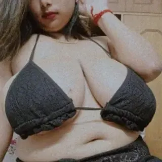 Profile photo of goddess_of_luust