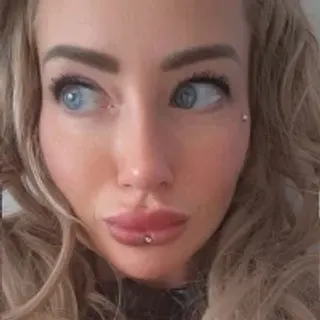 Profile photo of beautiful_bellaxox