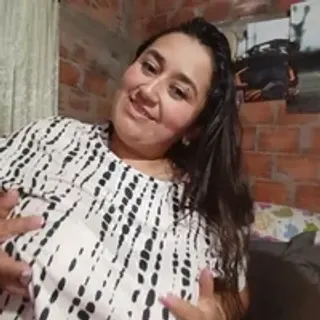 Profile photo of alejandra-titis