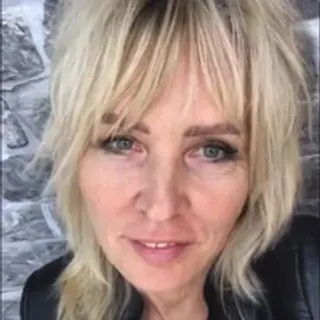 Profile photo of esterhotmilf