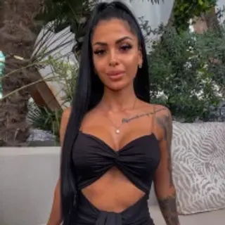 Profile photo of angela_myst