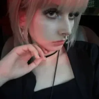 Profile photo of lura_lust