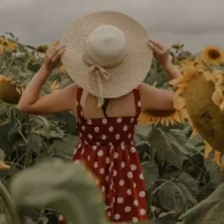 Profile photo of amy_mur_