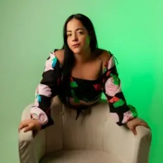 Profile photo of victoriaf__