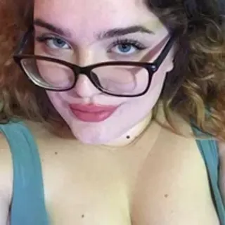 Profile photo of teasing_dora