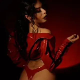 Profile photo of melanie_nyx