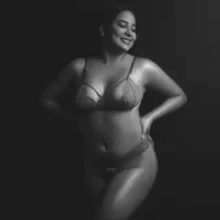 Profile photo of violet_lux