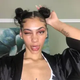 Profile photo of allegedly_yours