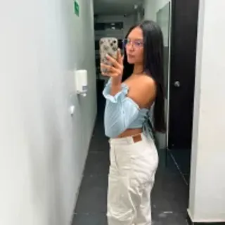 Profile photo of laura_edwars