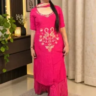 Profile photo of raat_ki_ranii