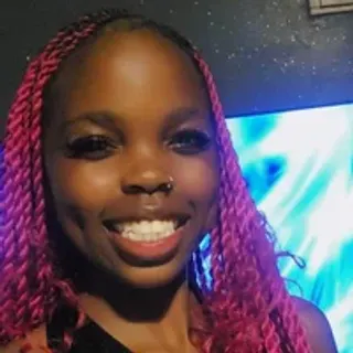 Profile photo of purple_prettyshi