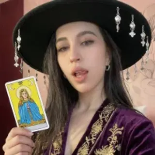 Profile photo of hornypriestess