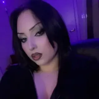 Profile photo of hazelnutslut