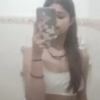 Profile photo of poonam2000