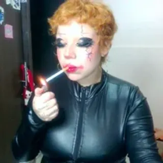 Profile photo of unholydoll_