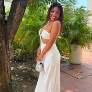 Profile photo of elenamiller_
