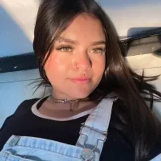 Profile photo of camila_duarte_2